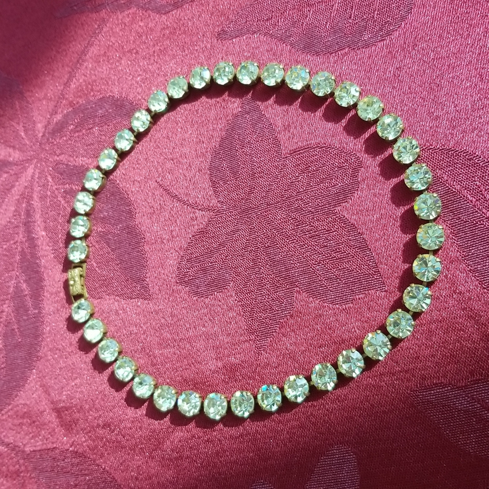 Vintage Light Yellow Cup Chain Rhinestone Necklace